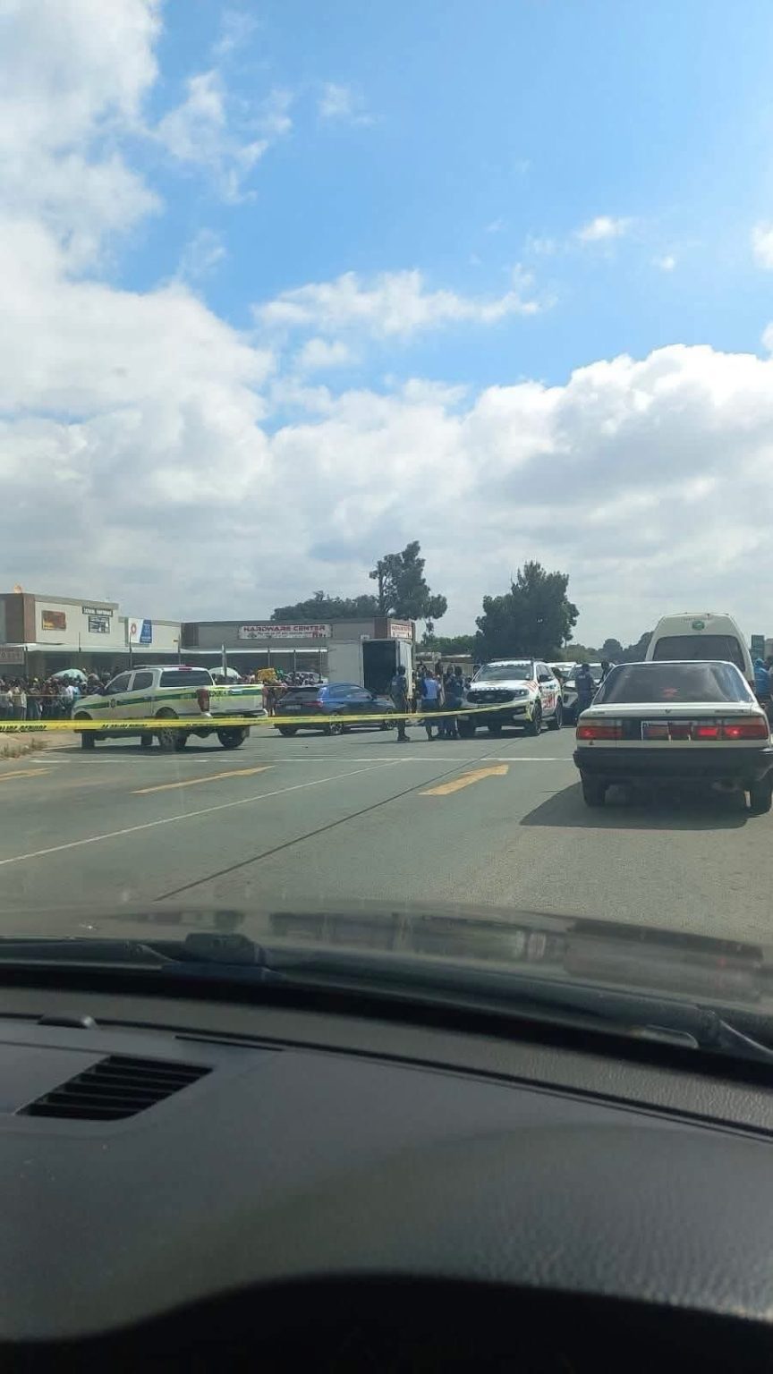 Three Men Shot Dead Inside McDonalds In Johannesburg CBD - PrimeTime News
