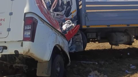 Courier Driver Killed in Crash Between Newcastle and Memel
