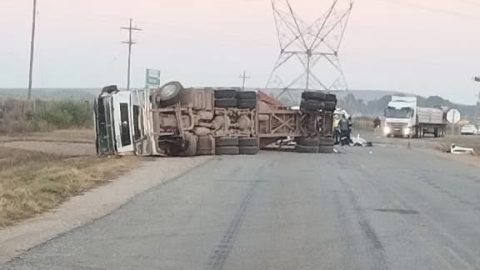 Eight Killed, Including Child, in Taxi-Truck Collision at R500 and R54 Intersection Near Fochville