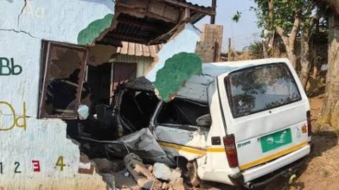 Taxi crash creche in KZN leaves 11 injured – latest update