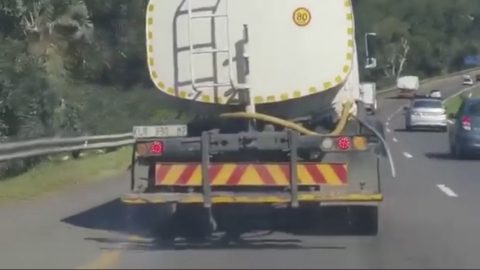 South Africa’s Water Tanker Crisis: The Profitable Cycle of Shortages and Private Deliveries