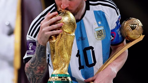 Lionel Messi Last World Cup Begins as Argentina Chases History