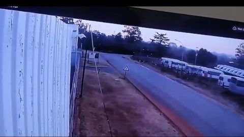 Two drivers killed in head-on collision between SUVs on Wit Road near N17 in Springs