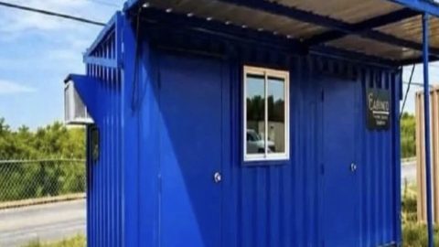 Zimbabwean man sells same tuck shop container to four South African buyers before fleeing amid wave of departures by foreign nationals