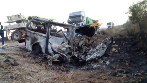 27 killed in head-on collision between minibus and haulage truck near Chivhu, Zimbabwe