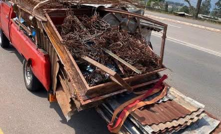 Unroadworthy Delivery Bakkie Removed from Hammarsdale Roads
